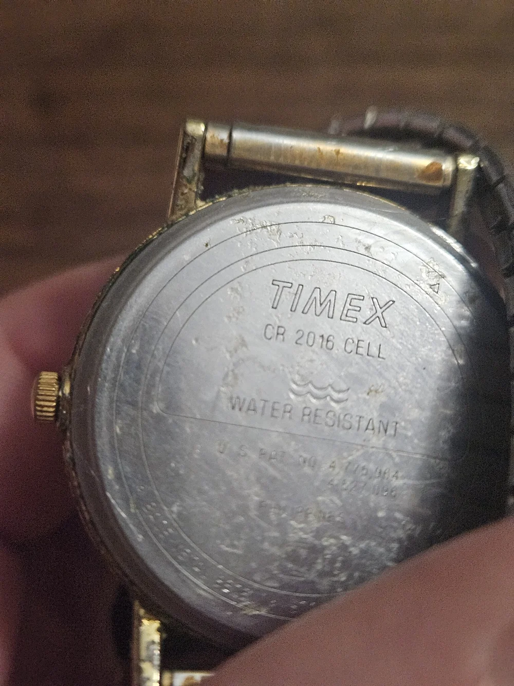 Vintage Timex Indiglo Gold Tone Mixed Metal Quartz Watch White Dial Stretch Band